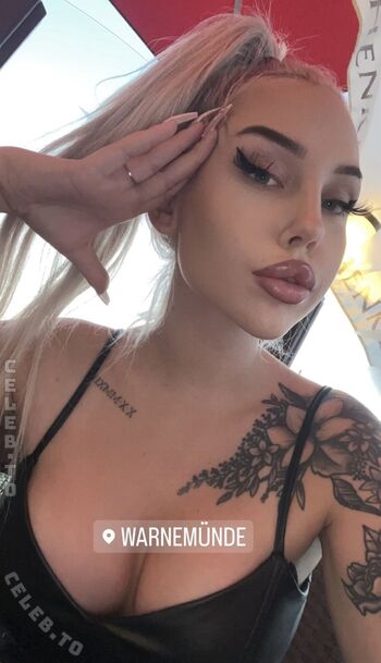 Full leaked Lisasophiewolff private onlyfans photo