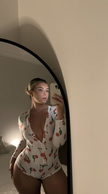 Liv.xx Olivia Little