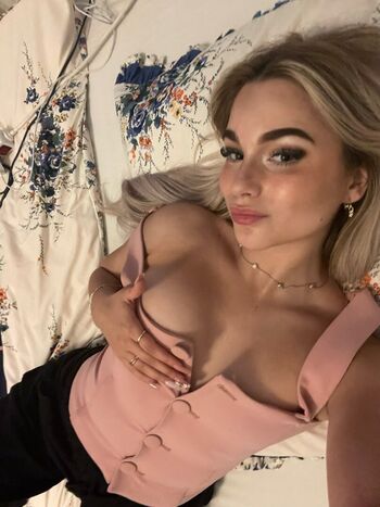 Full leaked Livhughes private onlyfans photo