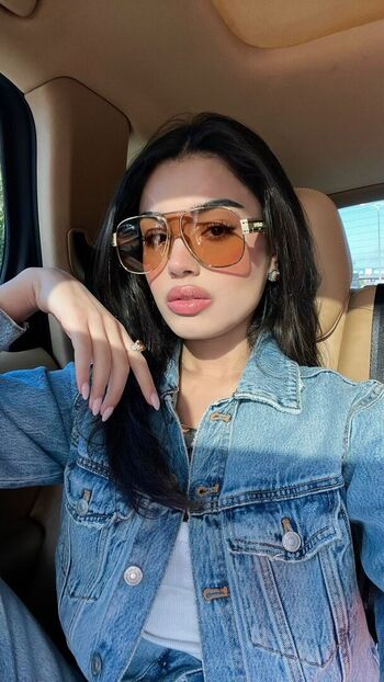 Full leaked Lizge cmert private onlyfans photo