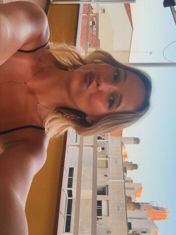 Full leaked Lizzie quinn private onlyfans photo
