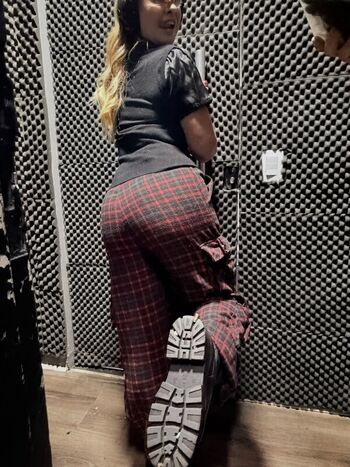 Full leaked Lola melnyck private onlyfans photo
