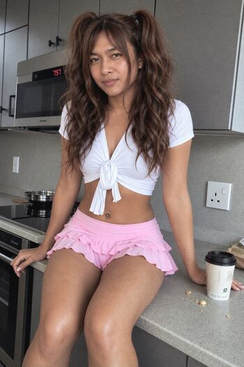 Full leaked Lolaloveslollipop private onlyfans photo