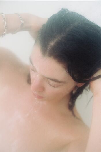Full leaked Lorde  page private onlyfans photo