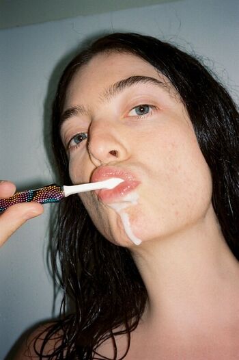 Full leaked Lorde  page private onlyfans photo