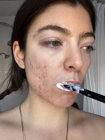 Full leaked Lorde  page private onlyfans photo
