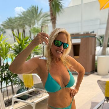 Full leaked Lorraine ziff private onlyfans photo