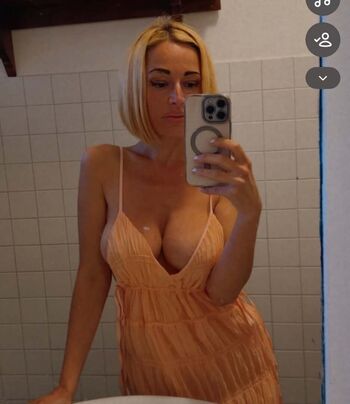 Full leaked Lottie gio private onlyfans photo