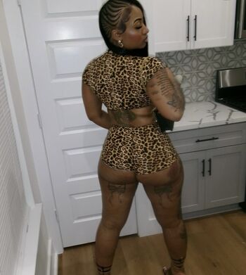 Full leaked Lovely kayy private onlyfans photo