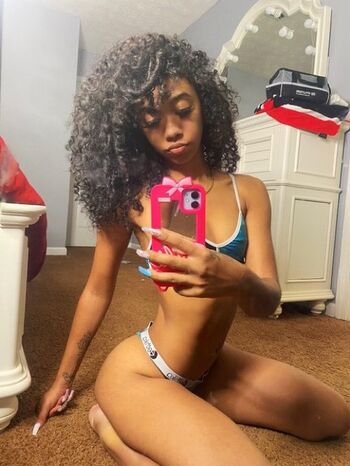Full leaked Lovingdreaam private onlyfans photo
