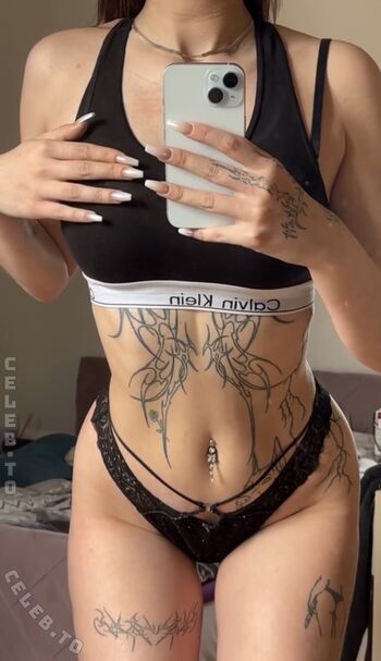 Full leaked Lulu xdream private onlyfans photo