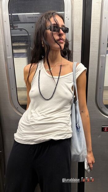 Luna Blaise