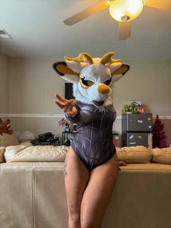 Full leaked Lunadrago private onlyfans photo