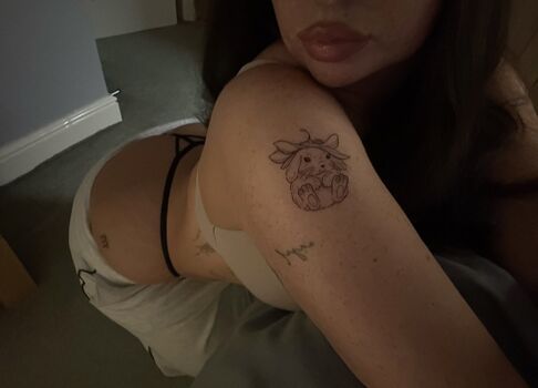 Full leaked Luvbyte private onlyfans photo