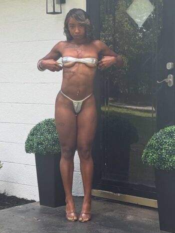 Full leaked Luvroxie private onlyfans photo