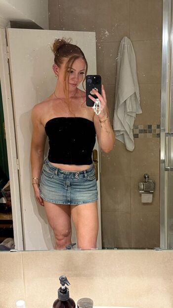 Full leaked Lxwren private onlyfans photo