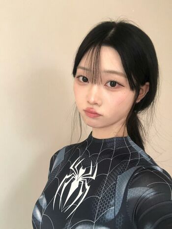 Lydia Hwang
