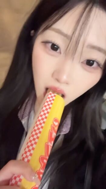 Lydia Hwang