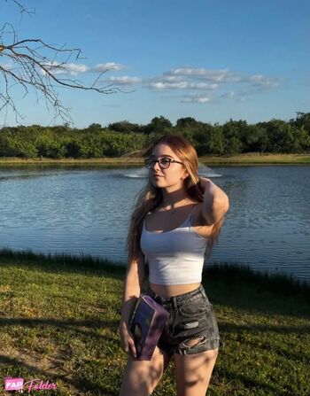 Full leaked Lys saurora private onlyfans photo