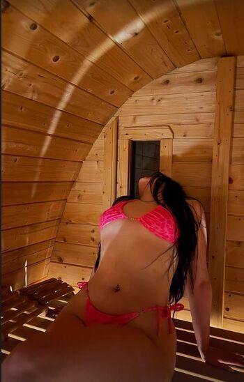 Full leaked Mlqa private onlyfans photo