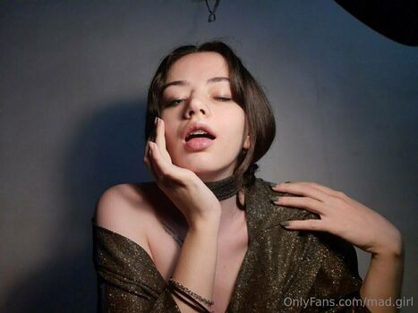Full leaked Mad girl private onlyfans photo
