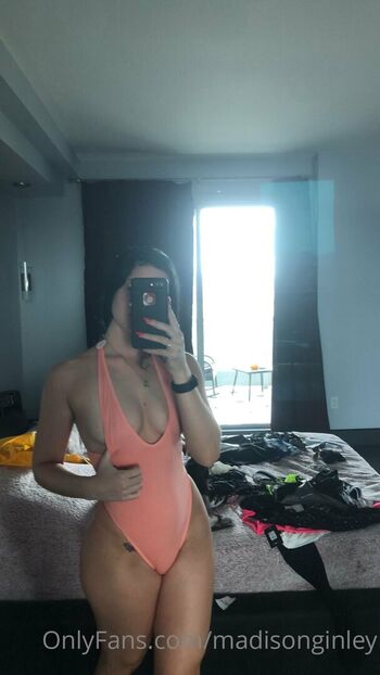 Full leaked Madisonginley private onlyfans photo