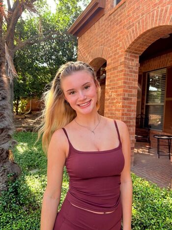 Full leaked Mads thompson maddiiedee private onlyfans photo