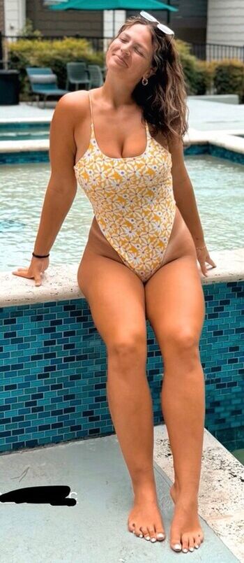 Full leaked Makena larson private onlyfans photo