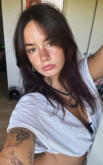 Full leaked Makenzie raine private onlyfans photo