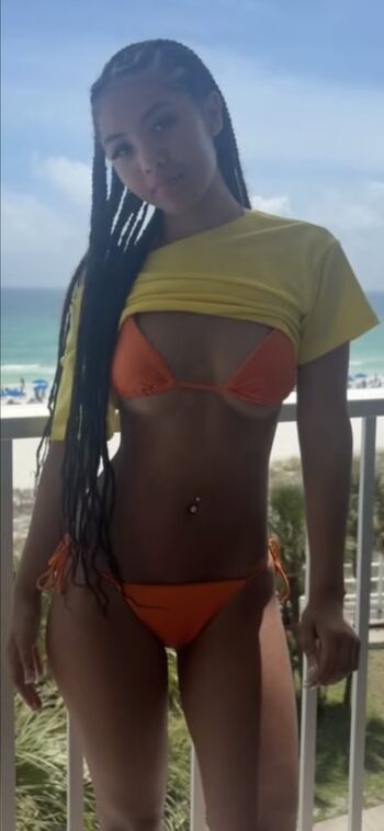 Full leaked Makenzie private onlyfans photo