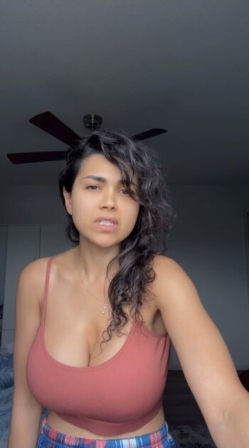 Full leaked Malaikasoffline private onlyfans photo