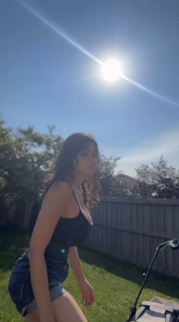 Full leaked Malaikasoffline private onlyfans photo