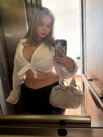 Full leaked Marghisari private onlyfans photo