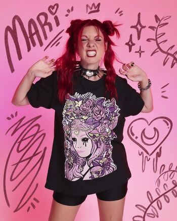 Mari Moon