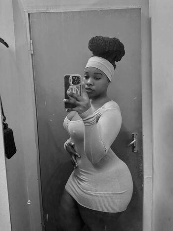 Full leaked Matshidiso private onlyfans photo