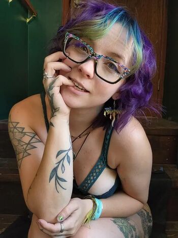 Full leaked Mavissky private onlyfans photo