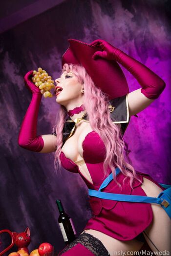 Mayweda Cosplay