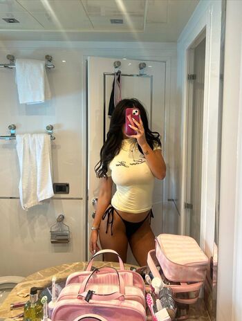 Full leaked Mck aymariah private onlyfans photo