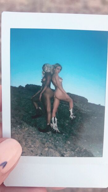 Full leaked Meandmines couples private onlyfans photo