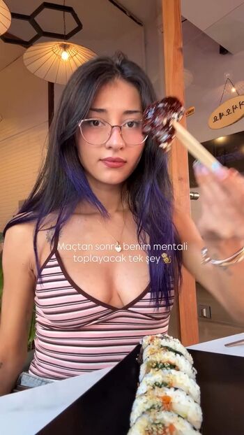 Full leaked Merbemioo private onlyfans photo