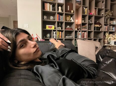 Full leaked Miakfree private onlyfans photo