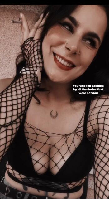 Full leaked Miavonfox private onlyfans photo