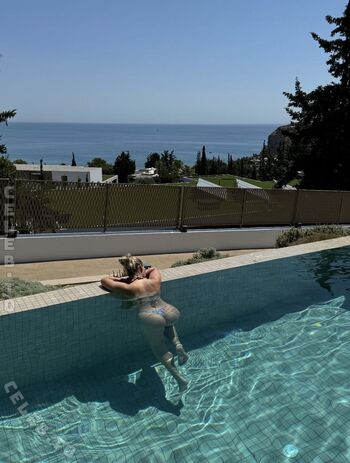 Full leaked Miiileb private onlyfans photo