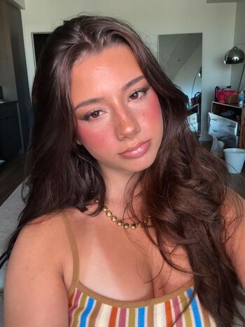 Mikayla Campinos