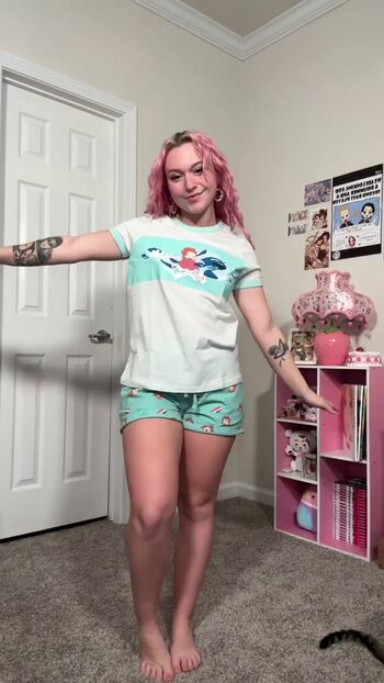 Full leaked Mildhippie private onlyfans photo