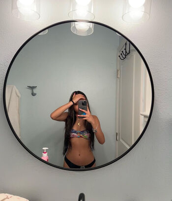 Full leaked Mileylcious private onlyfans photo