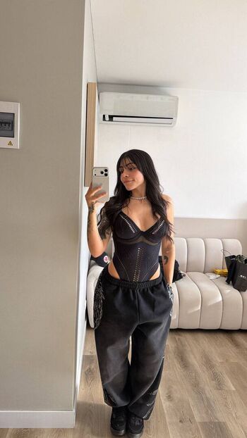 Full leaked Milica yb private onlyfans photo