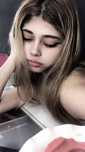 Full leaked Milipetite private onlyfans photo