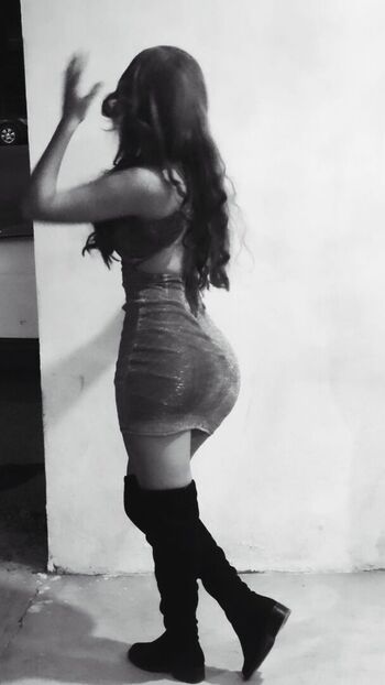 Full leaked Milipetite private onlyfans photo