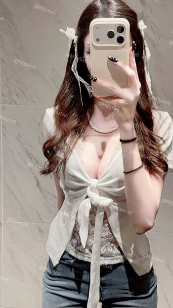 Full leaked Milox private onlyfans photo